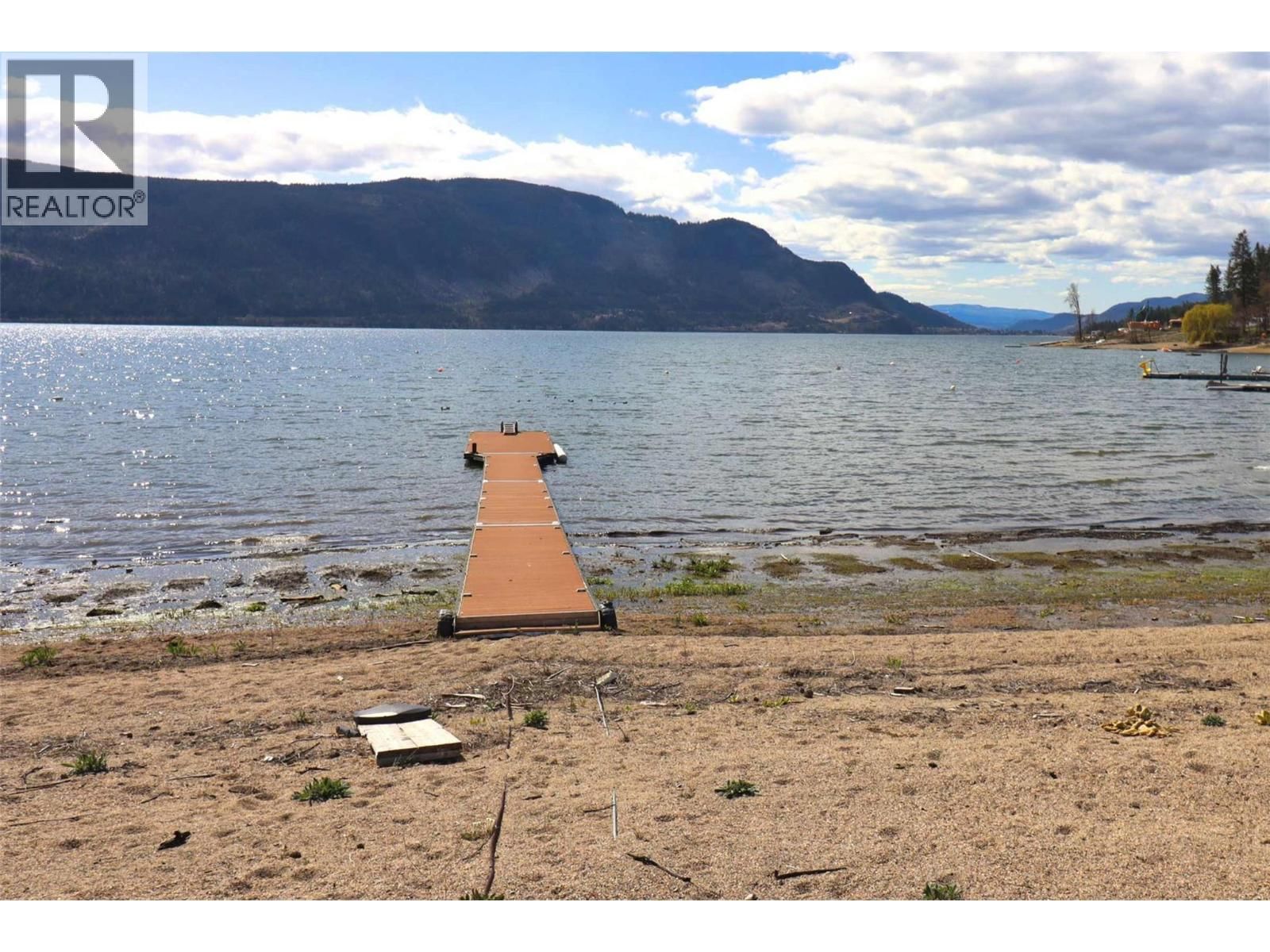 1497 LITTLE SHUSWAP LAKE ROAD Image 21