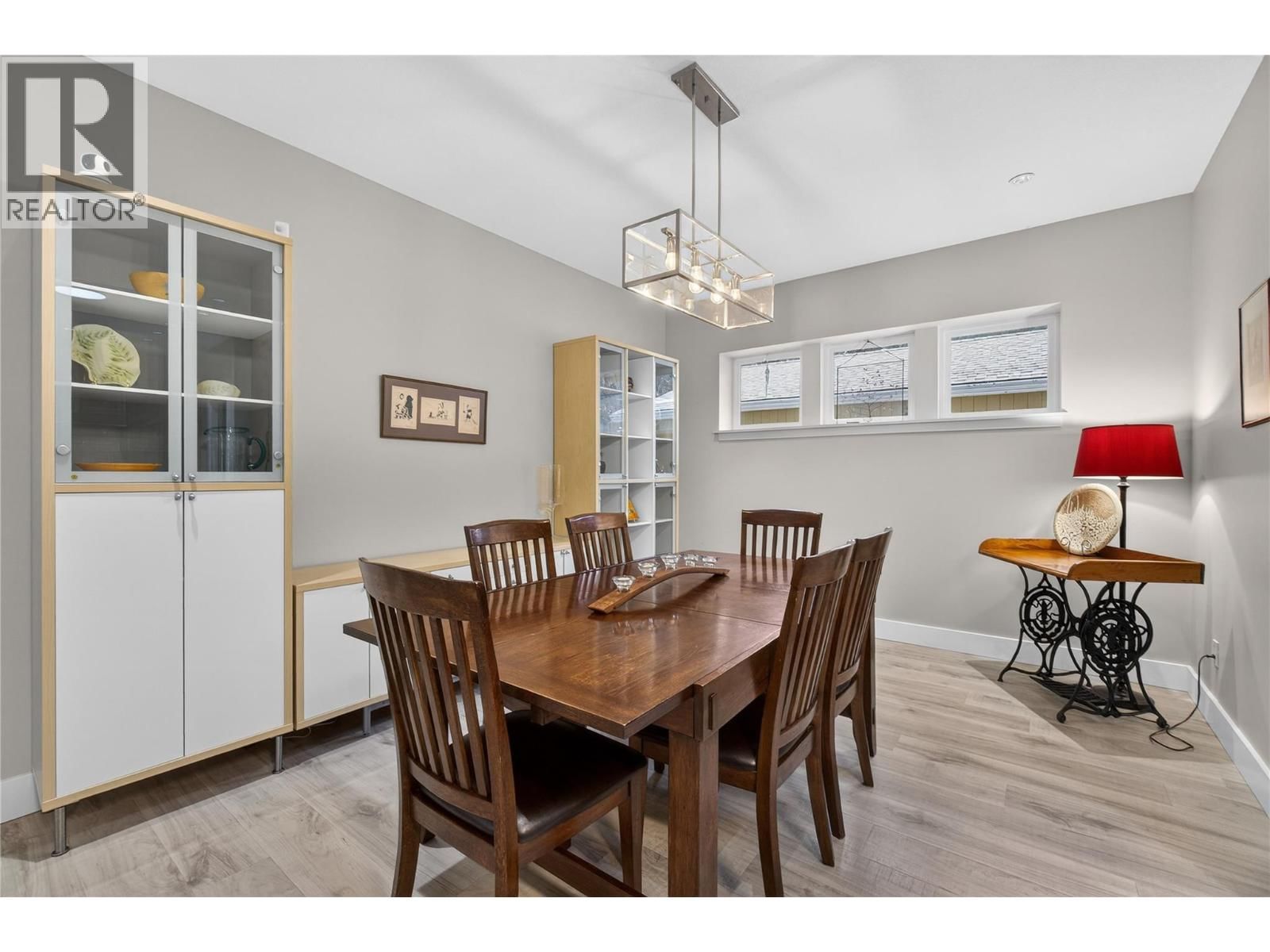 339 HUMMINGBIRD AVENUE Image 17