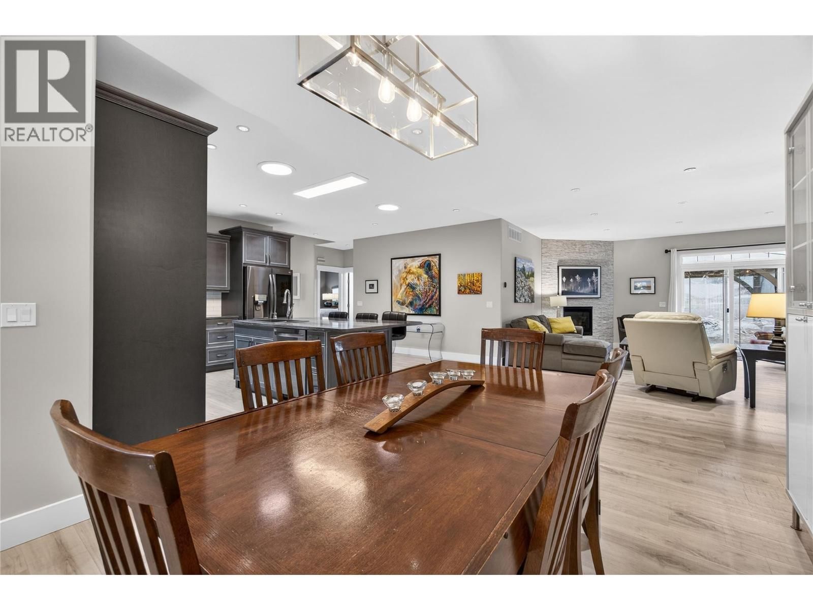 339 HUMMINGBIRD AVENUE Image 20