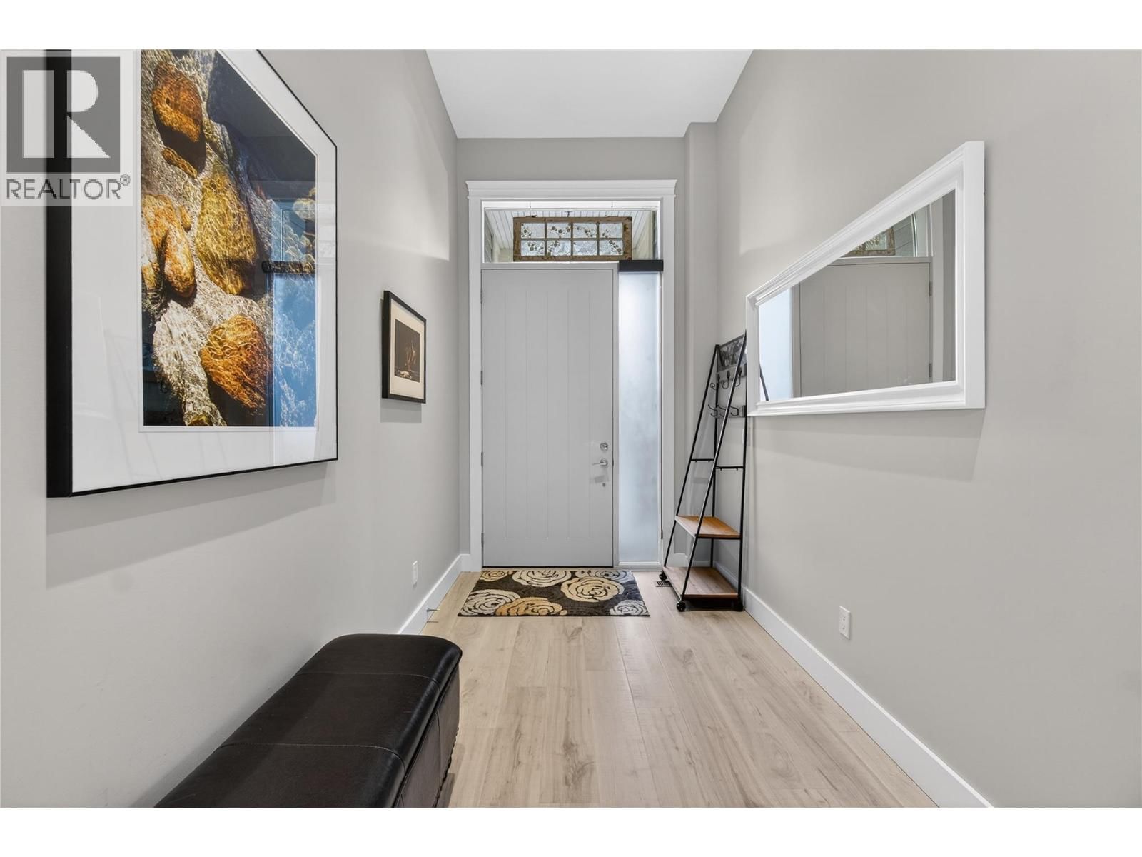 339 HUMMINGBIRD AVENUE Image 42