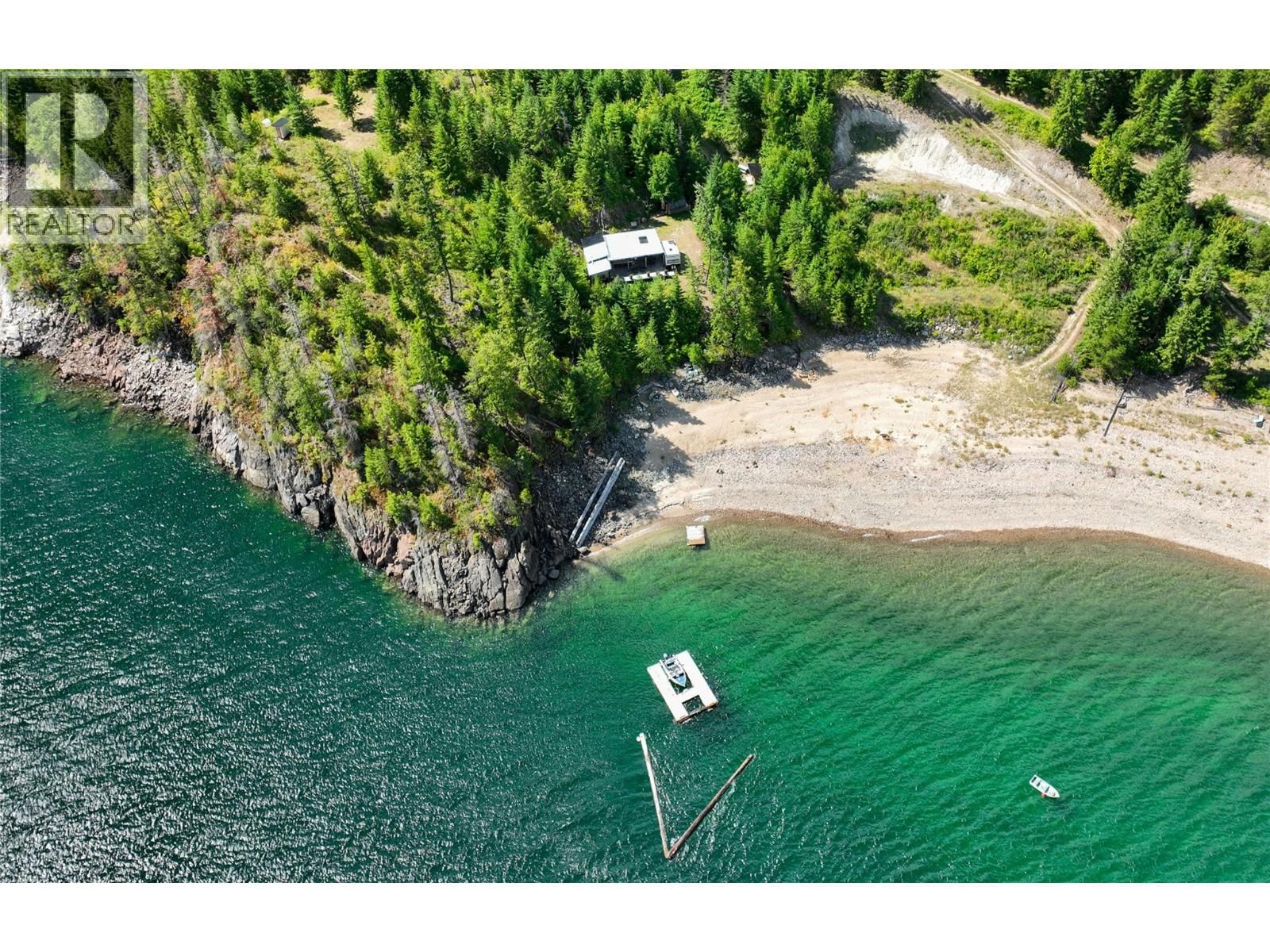 LOWER ARROW LAKE Image 2