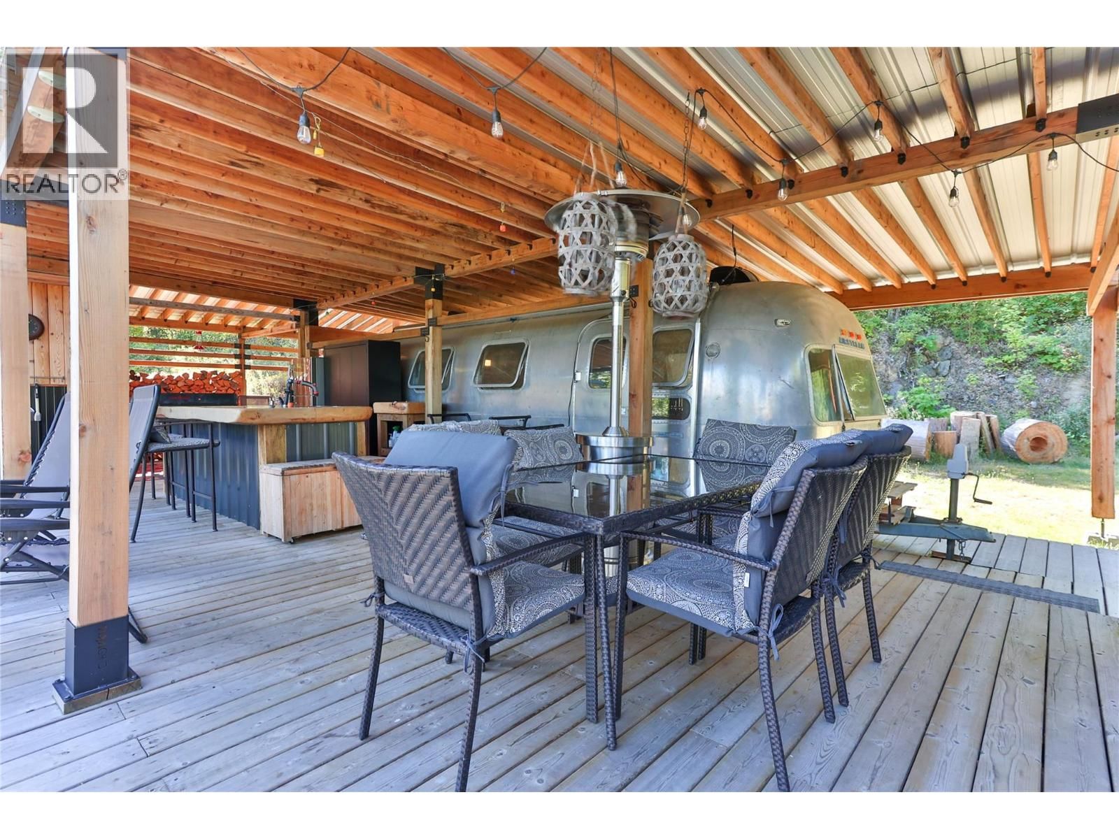 LOWER ARROW LAKE Image 6