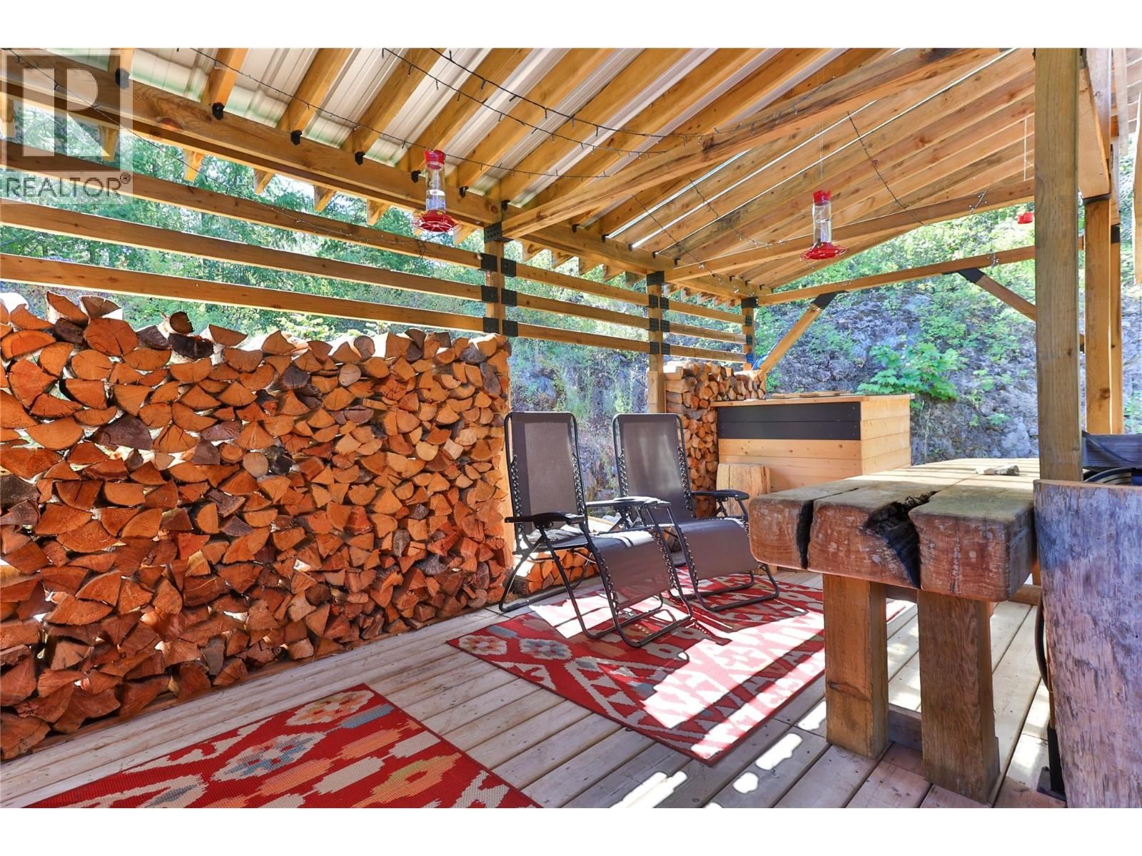 LOWER ARROW LAKE Image 9