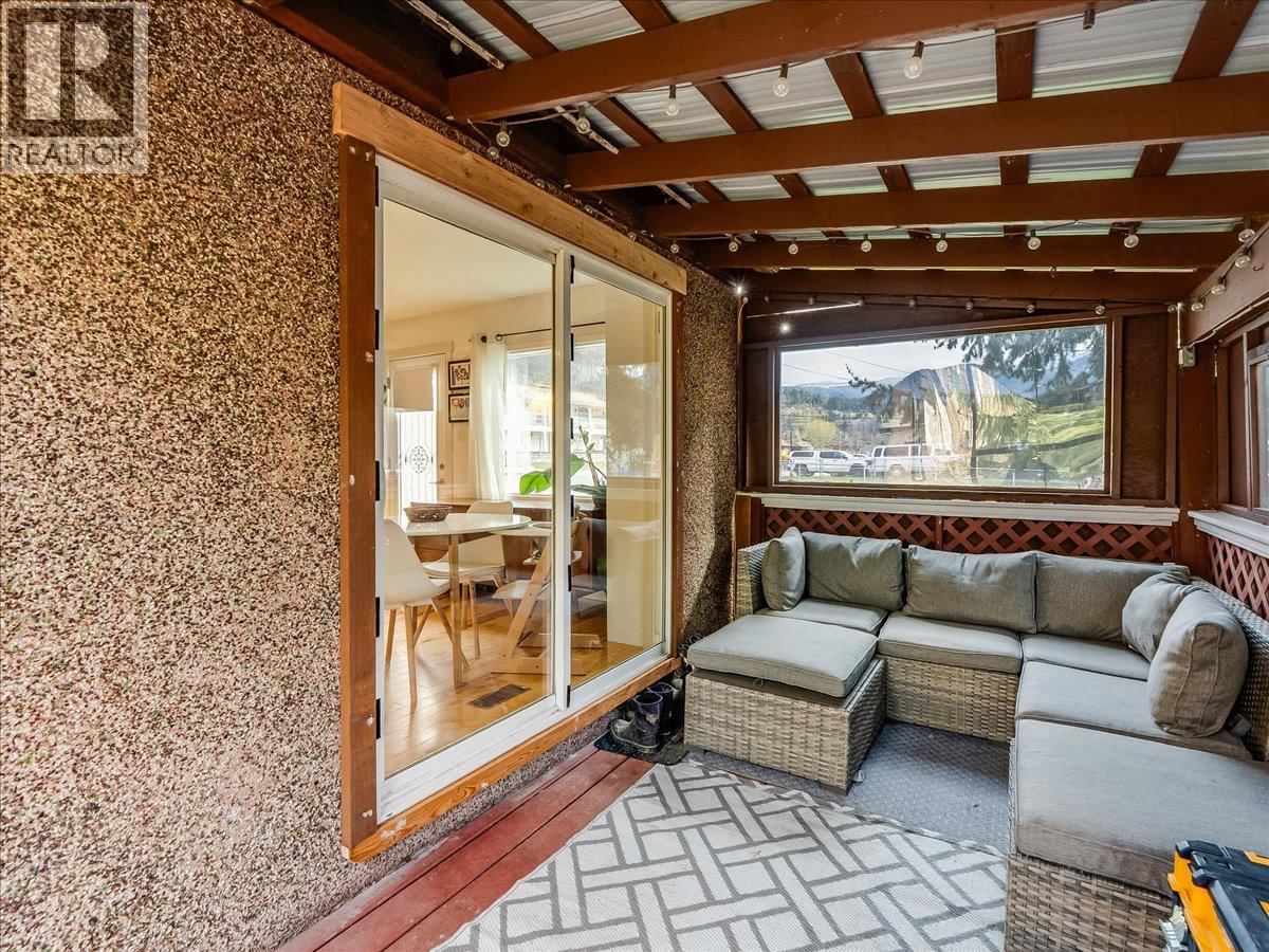 702 6TH STREET Image 33