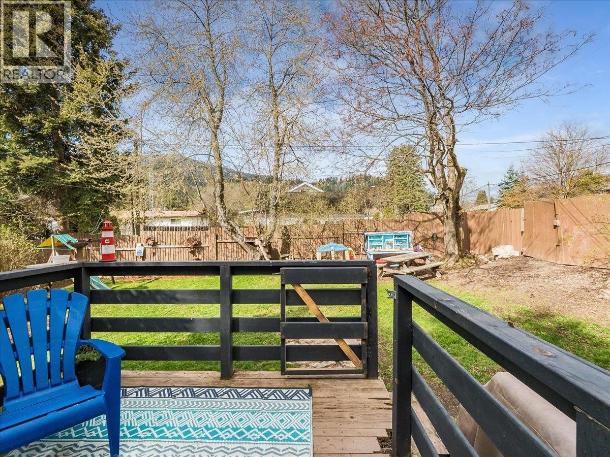 702 6TH STREET Image 54