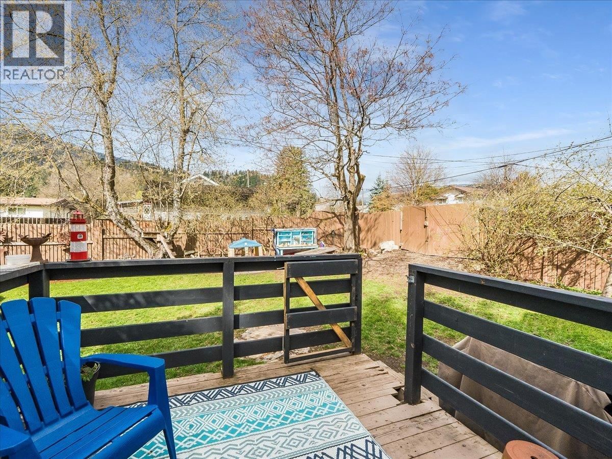 702 6TH STREET Image 55