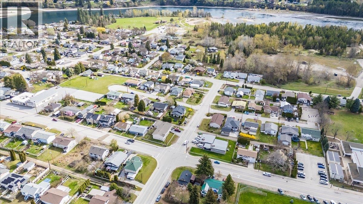 702 6TH STREET Image 66