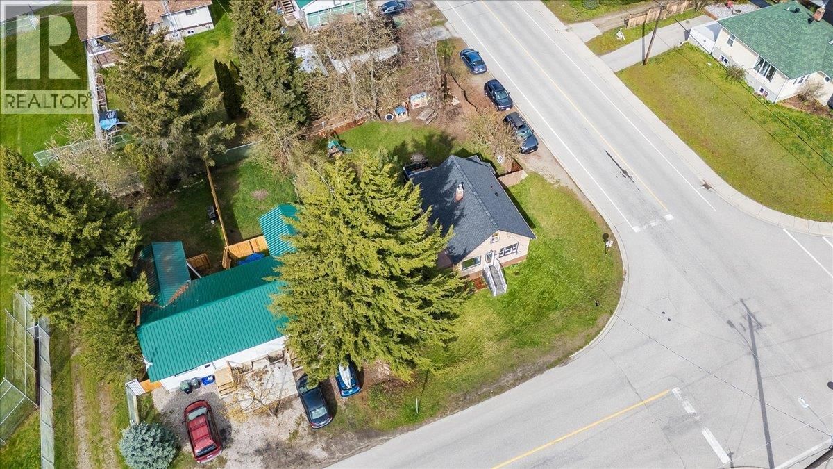 702 6TH STREET Image 73