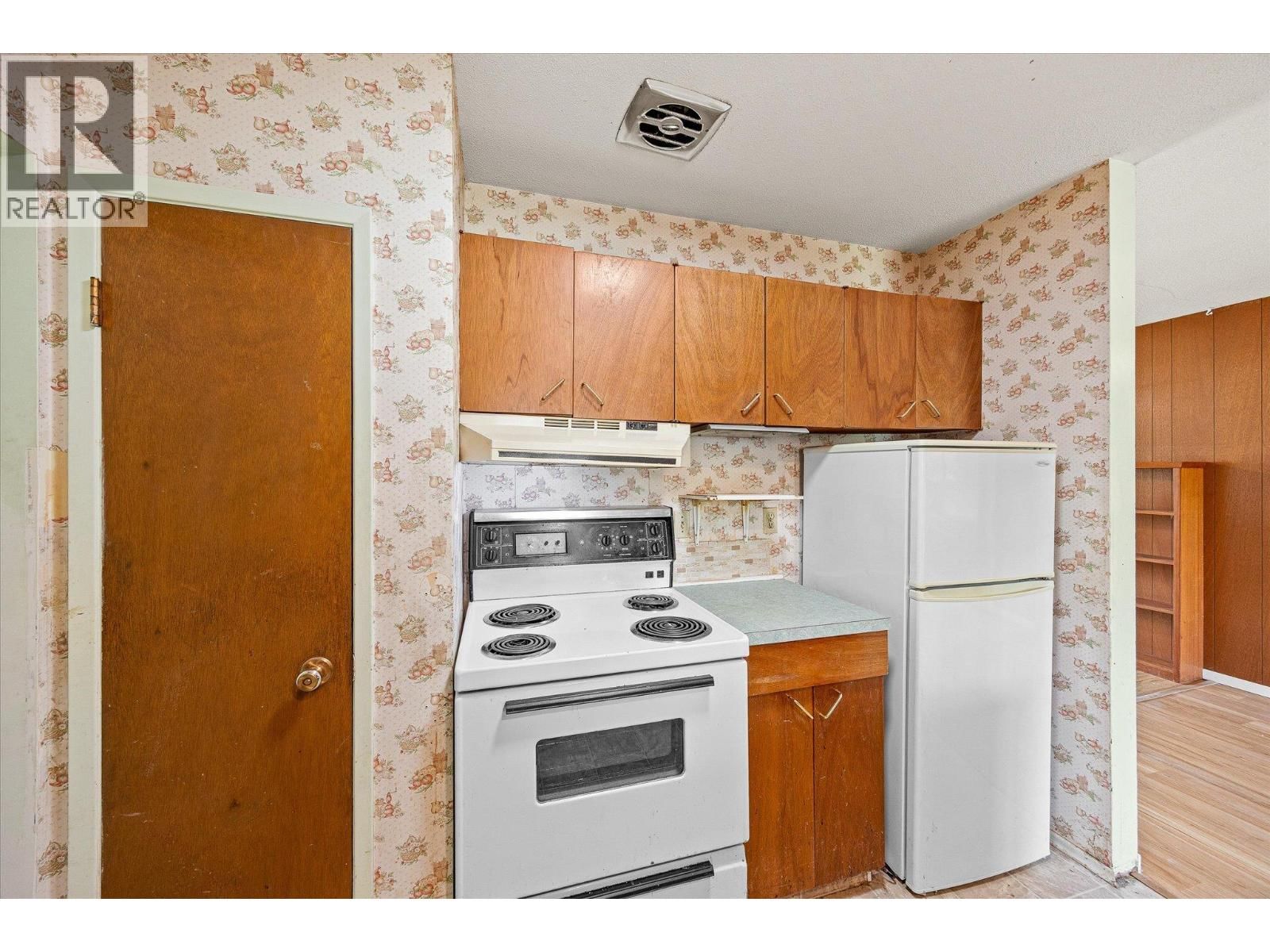 945 KENNEDY STREET Image 15