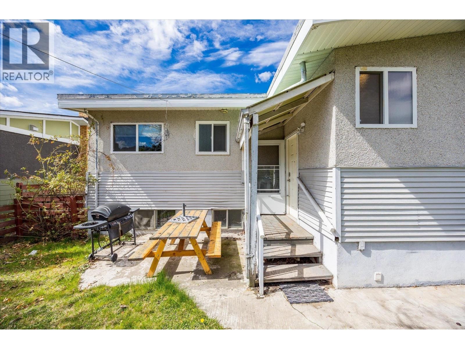 945 KENNEDY STREET Image 39