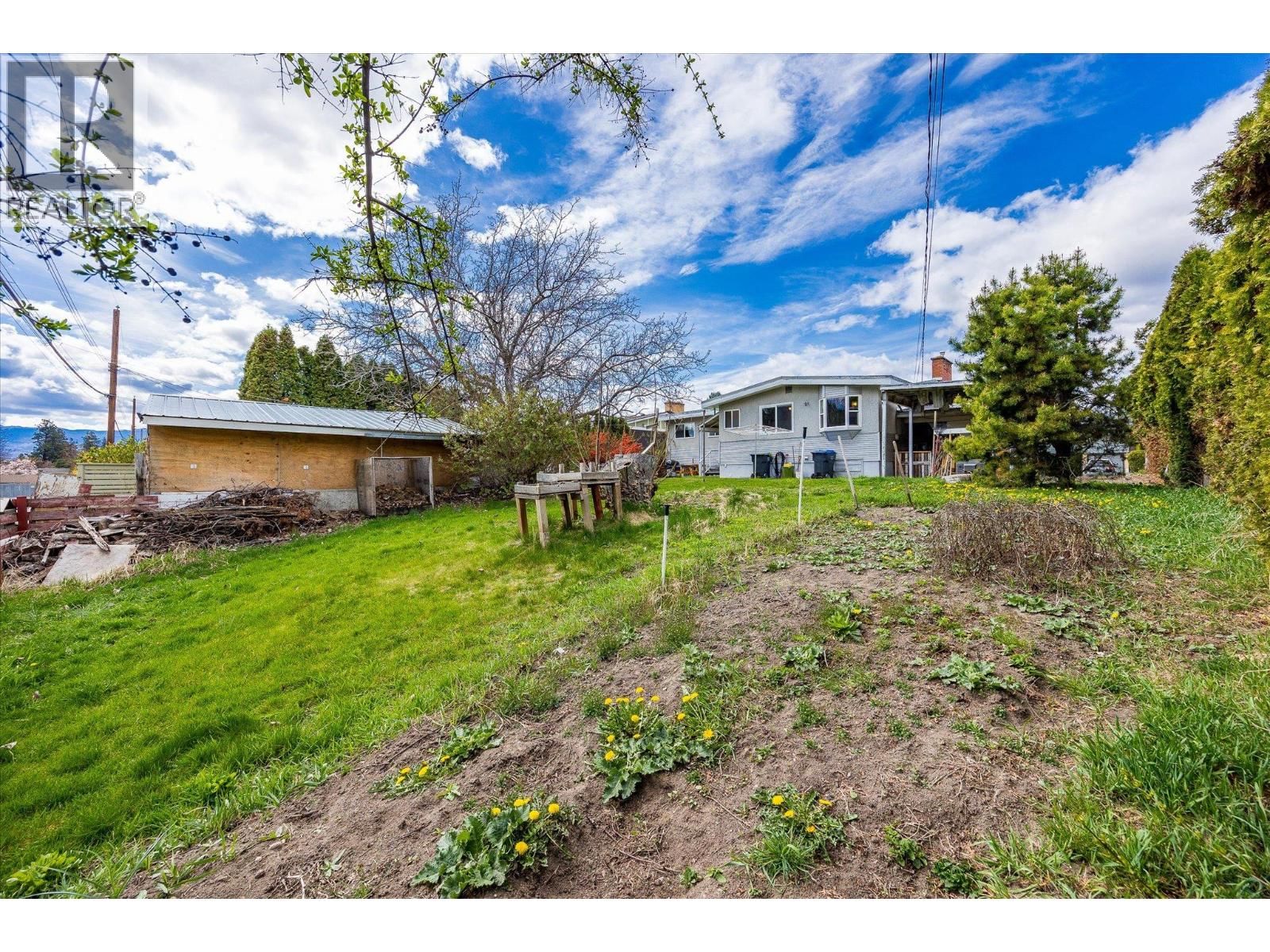 945 KENNEDY STREET Image 46