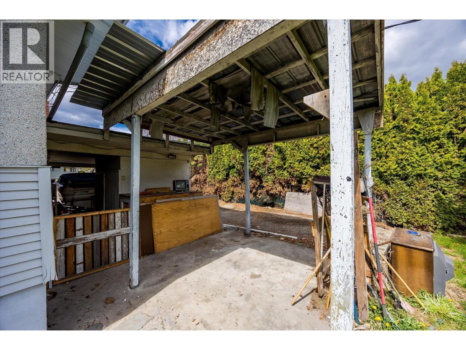 945 KENNEDY STREET Image 48