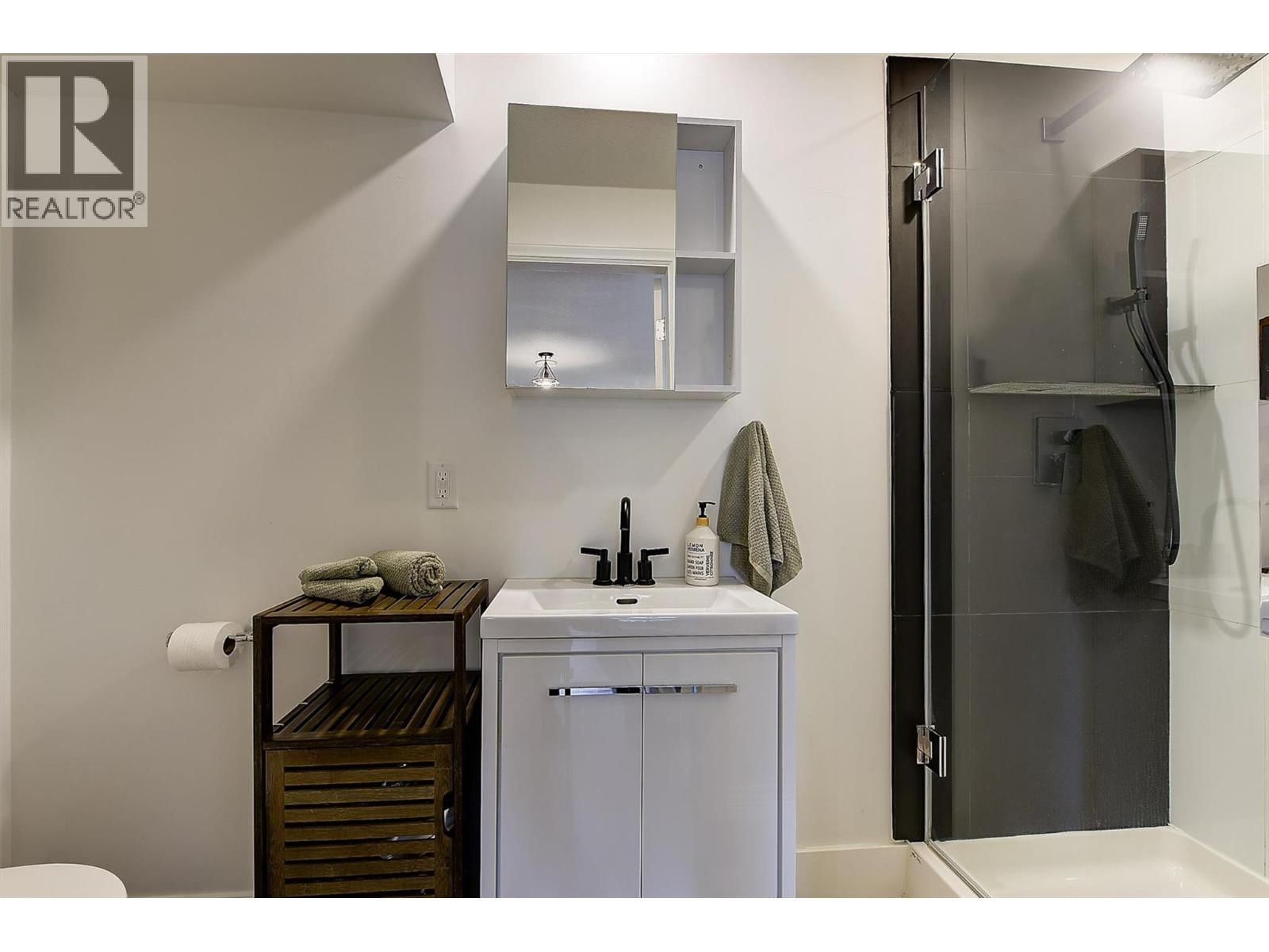 570 VINTAGE TERRACE ROAD Image 70