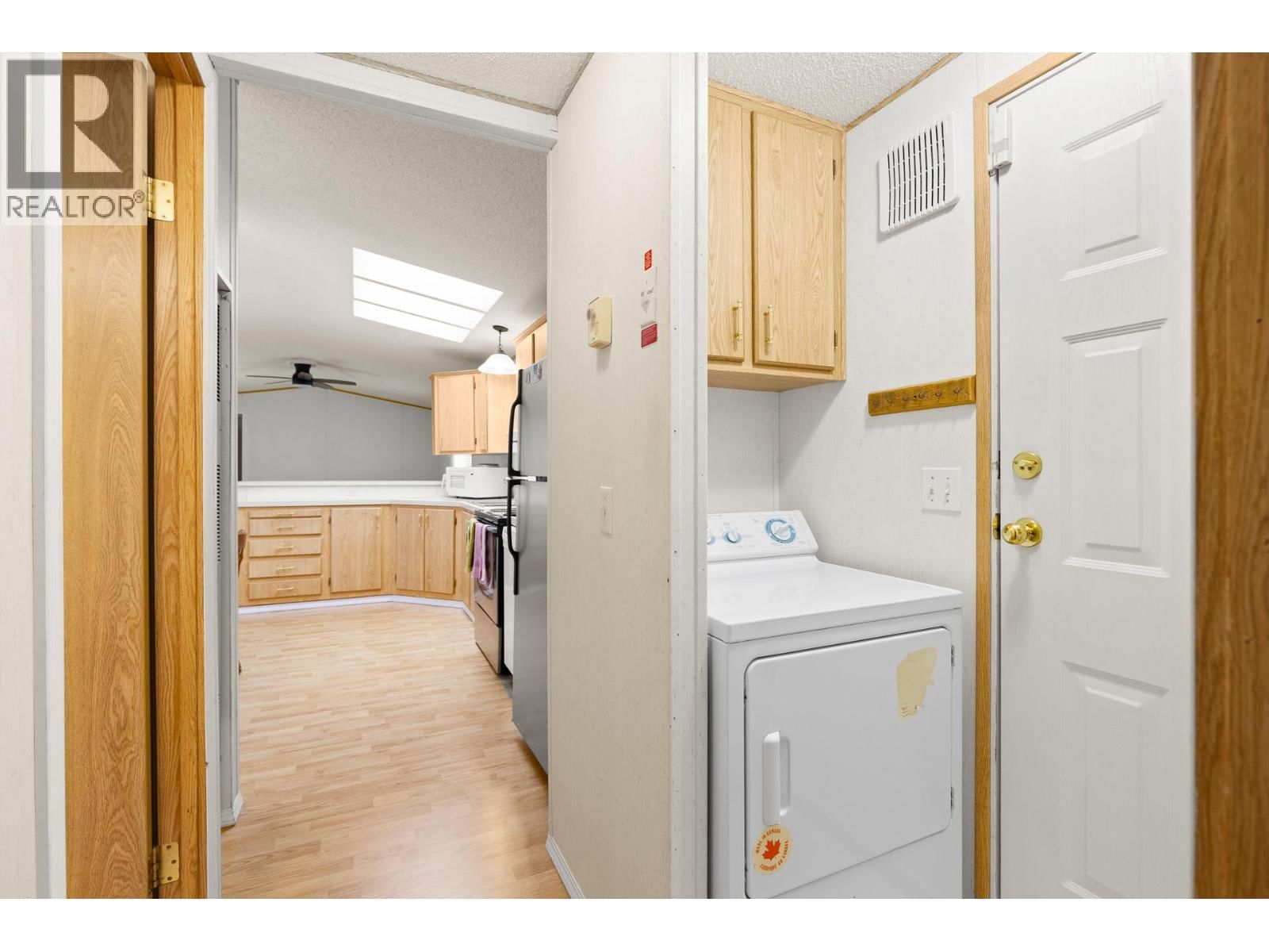 33 - 1929 97 HIGHWAY SOUTH Image 11