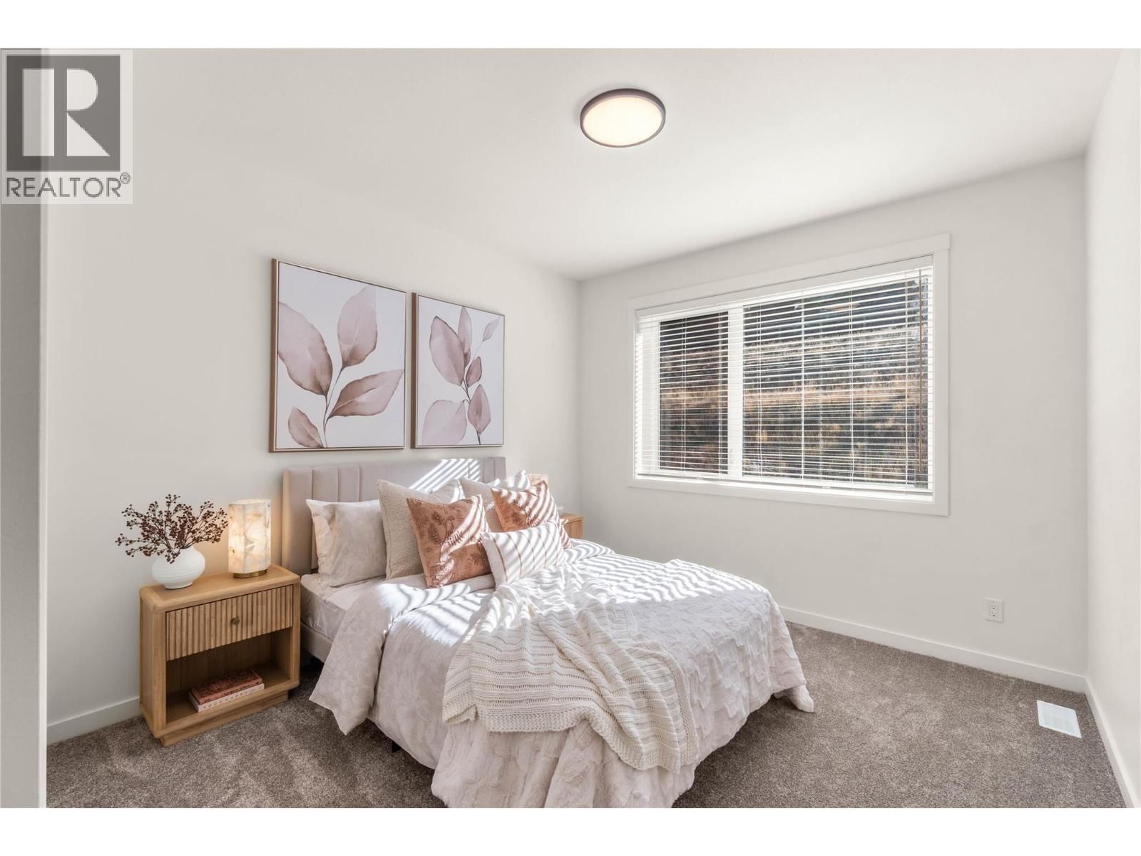 108 - 3580 VALLEYVIEW DRIVE Image 19