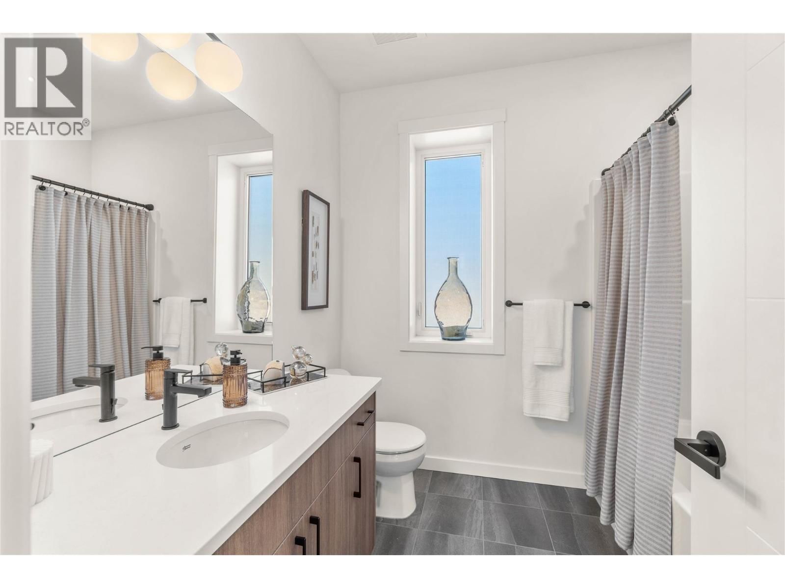 108 - 3580 VALLEYVIEW DRIVE Image 21