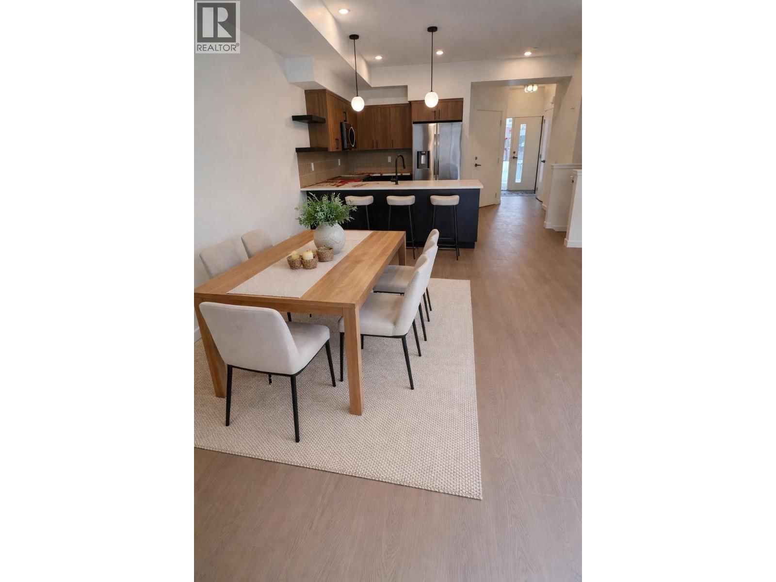 153 - 3580 VALLEYVIEW DRIVE Image 5