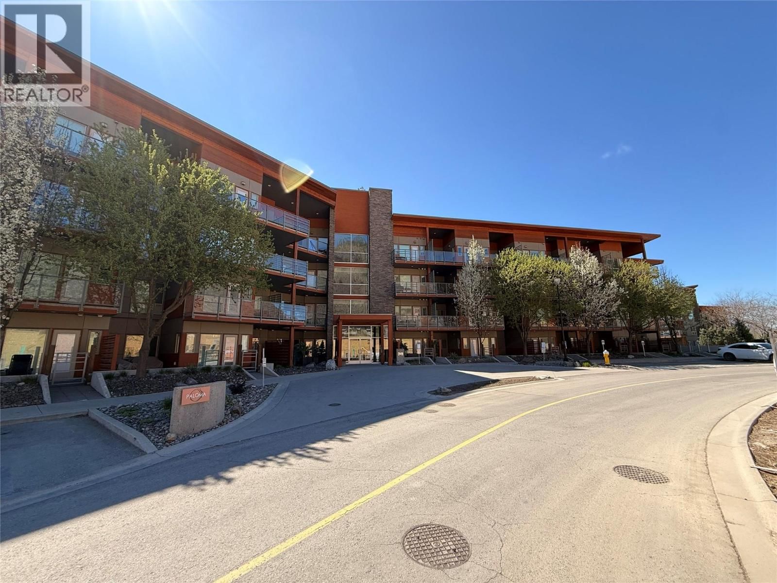 1040 Talasa Court, Kamloops, British Columbia V2H 0C4