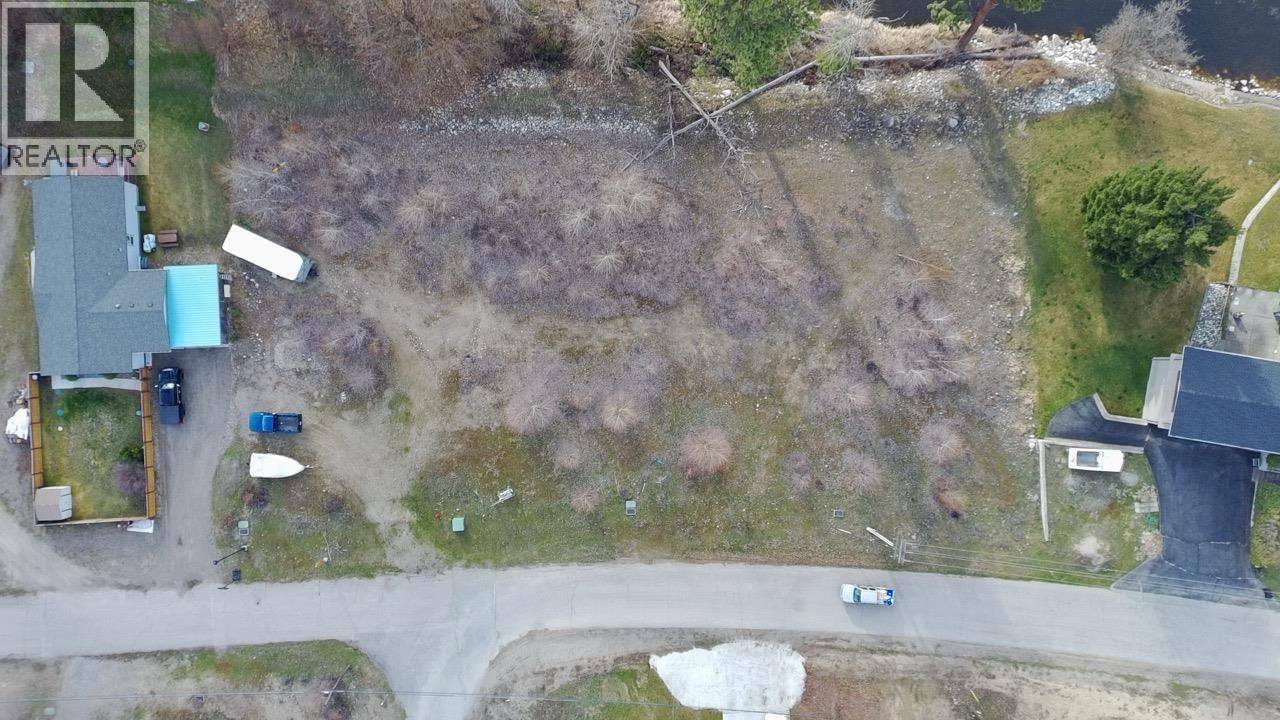  19th Street, Grand Forks, British Columbia V0H 1H0