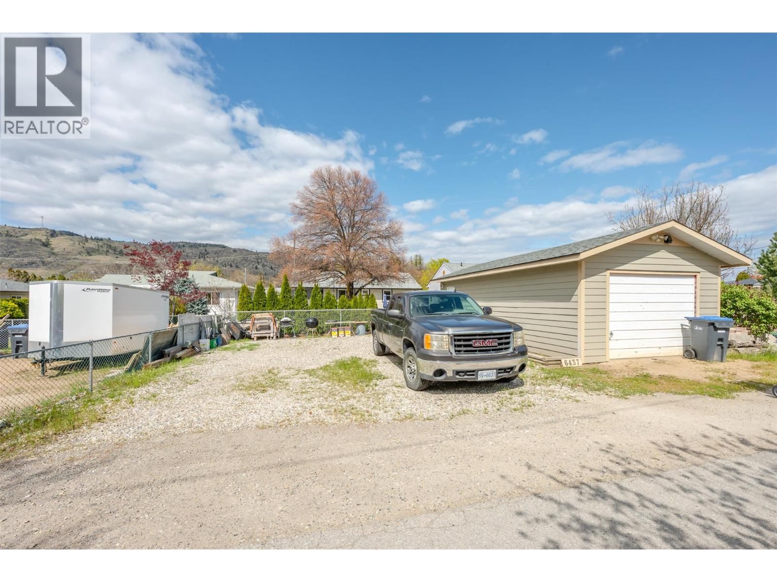 6437 BADGER STREET Image 48