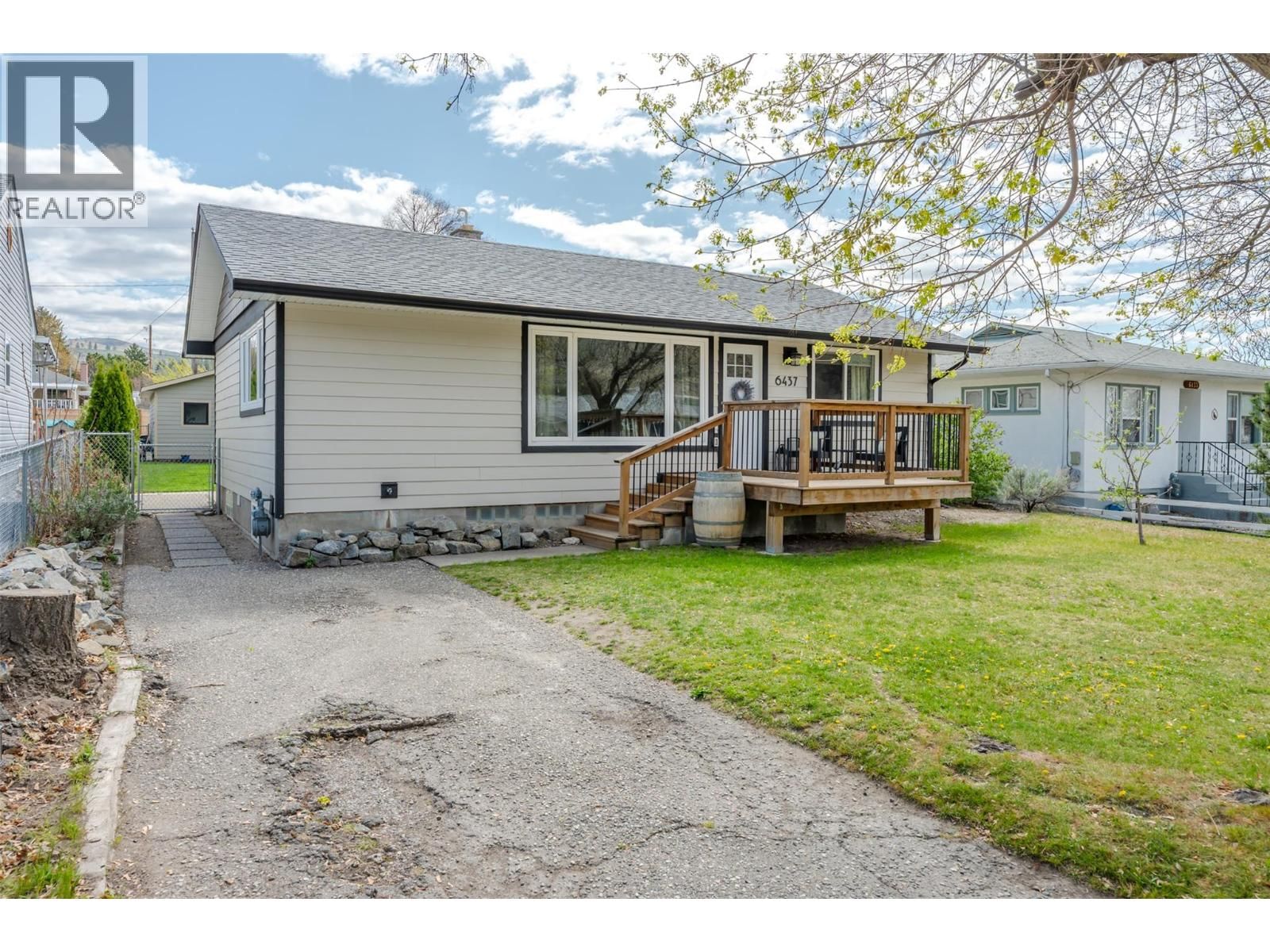 6437 BADGER STREET Image 54