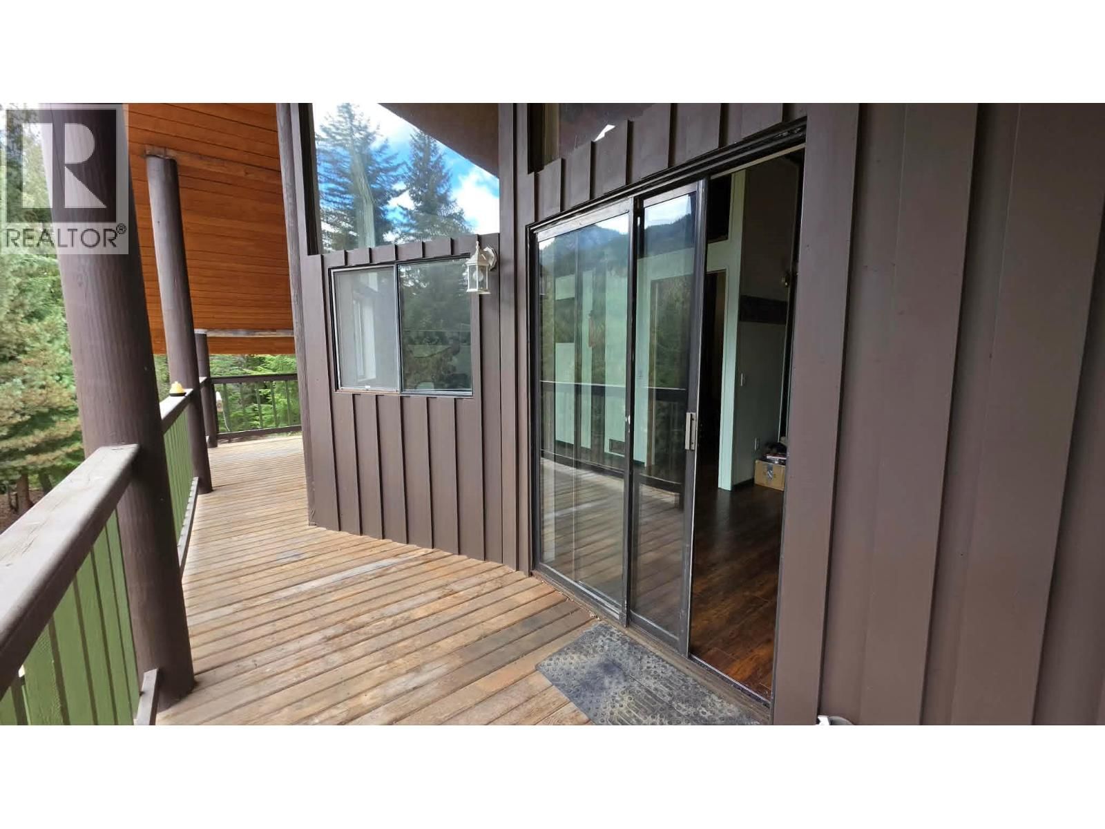 829 BOBBIE BURNS ROAD Image 23