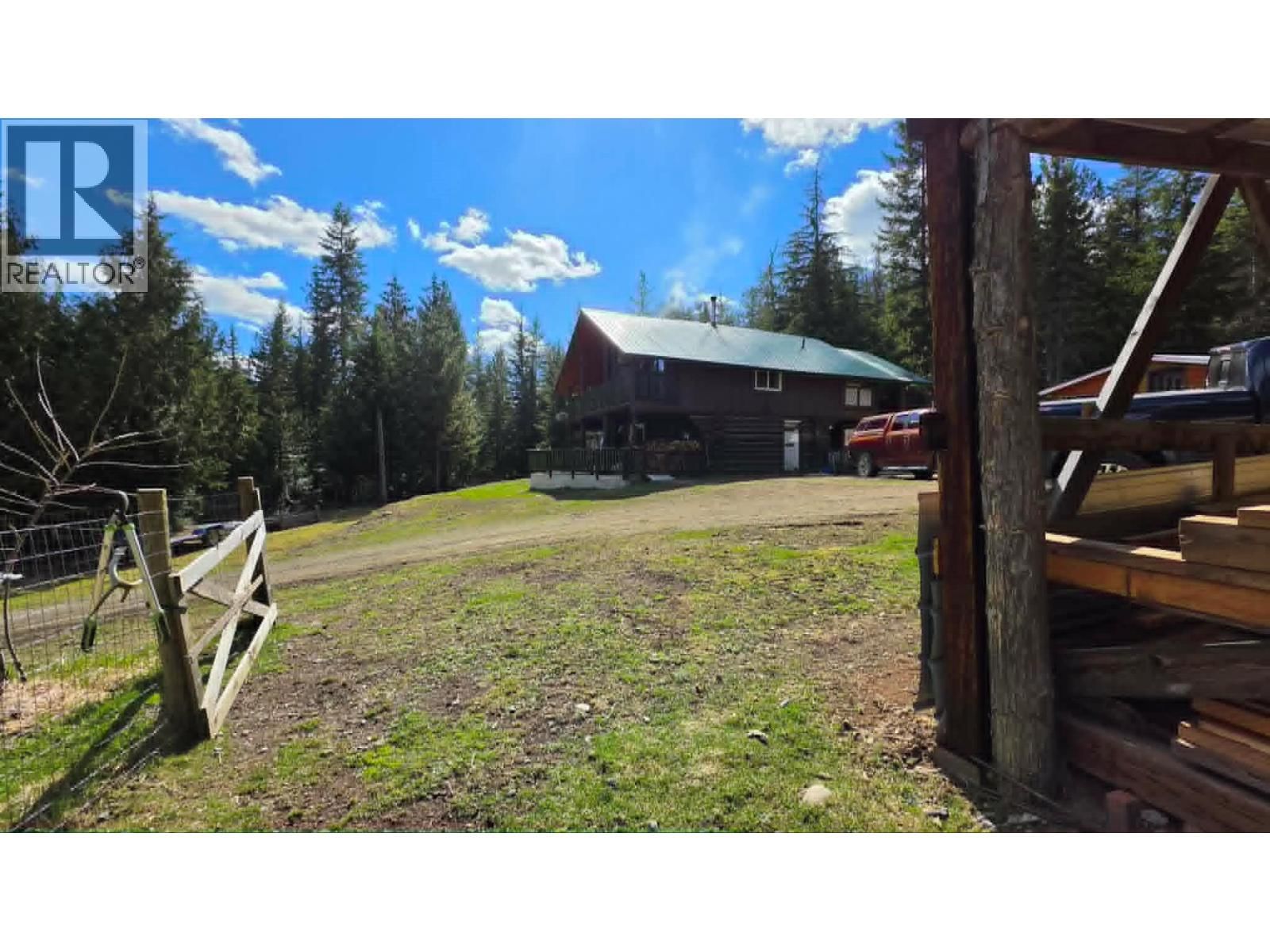 829 BOBBIE BURNS ROAD Image 29