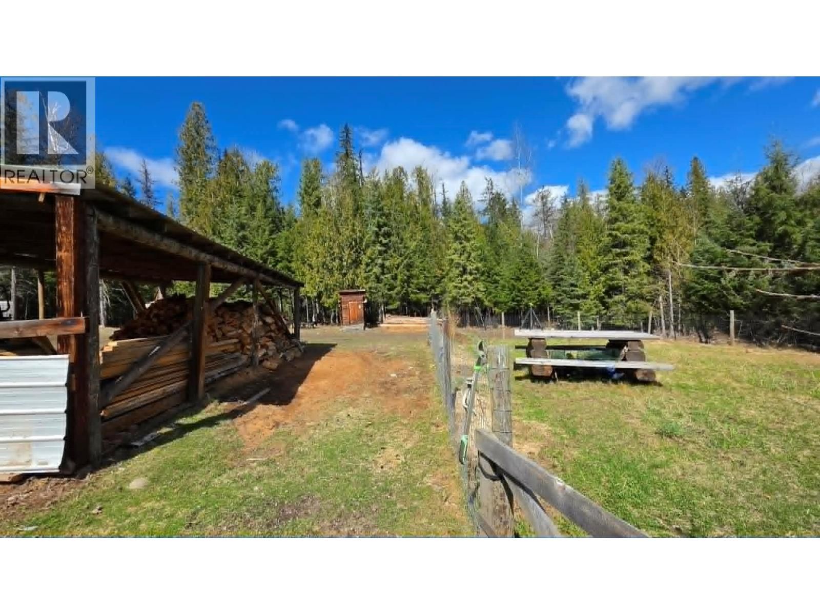 829 BOBBIE BURNS ROAD Image 34