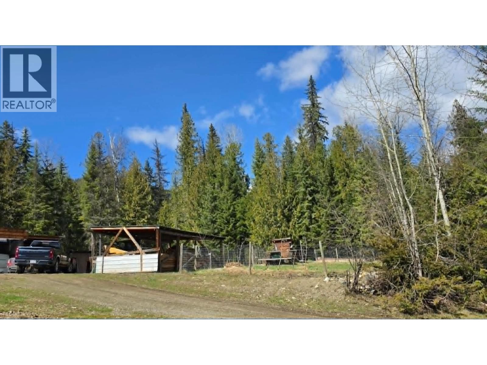 829 BOBBIE BURNS ROAD Image 46