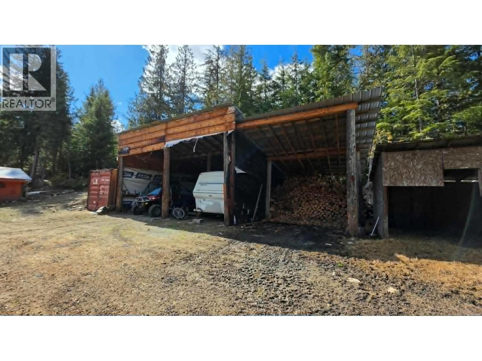 829 BOBBIE BURNS ROAD Image 47