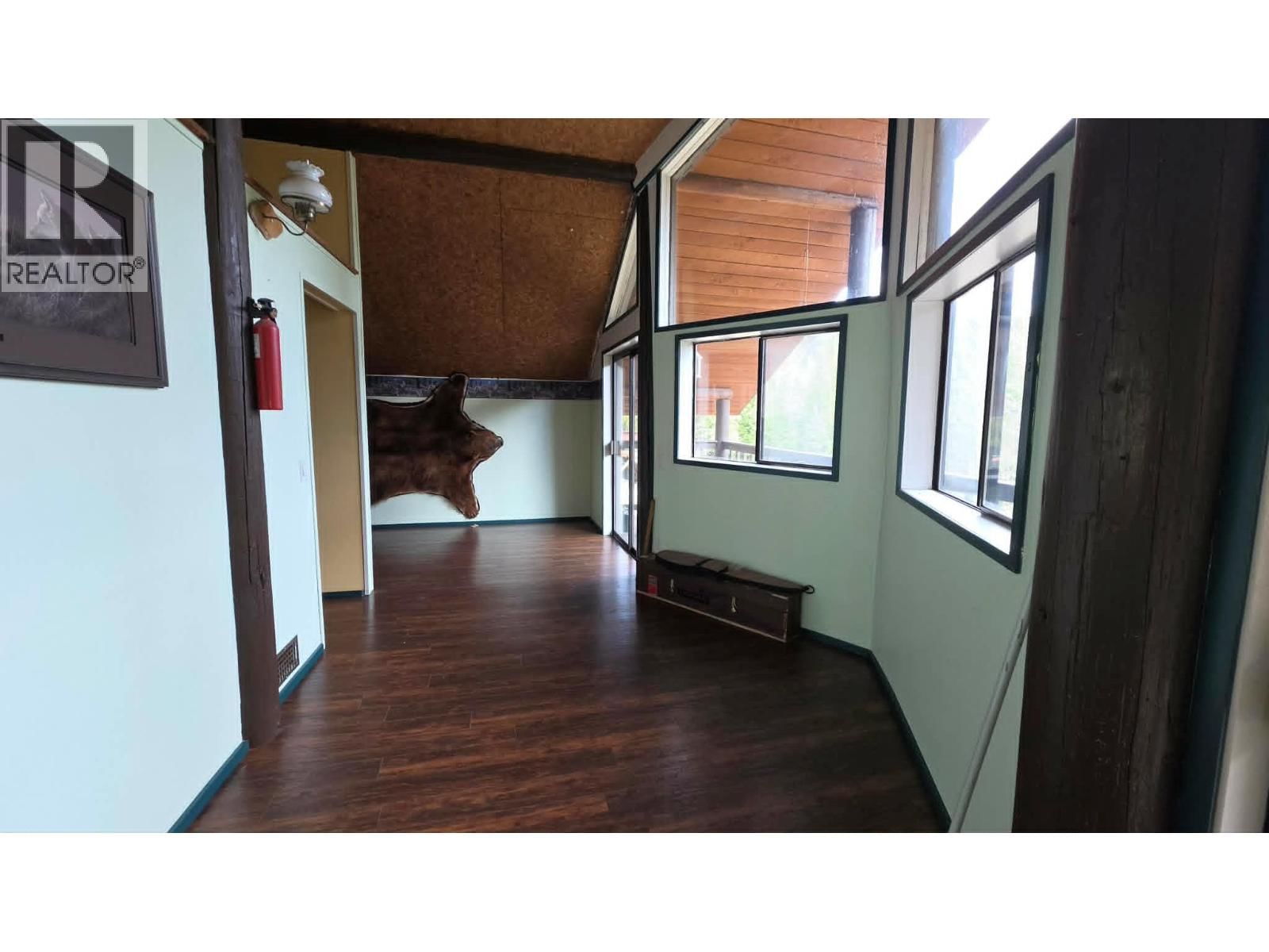 829 BOBBIE BURNS ROAD Image 7