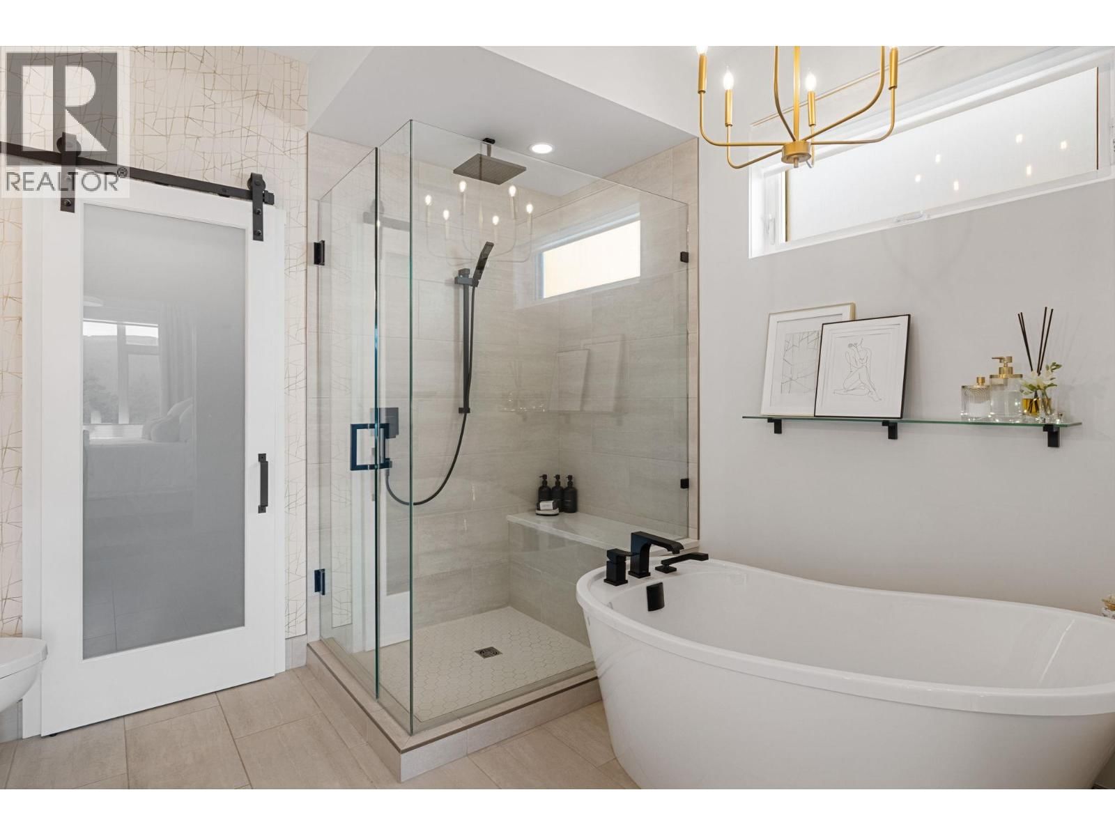 9776 CENTRESTONE CRESCENT Image 19