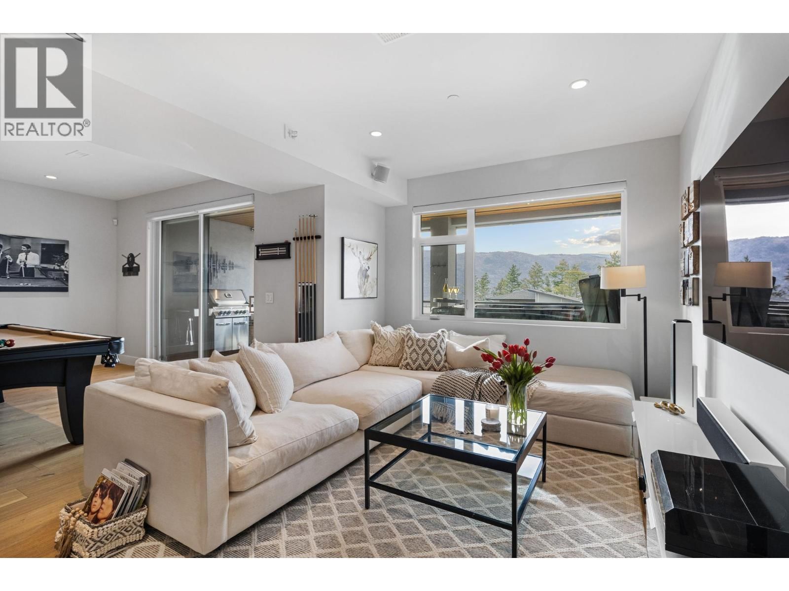 9776 CENTRESTONE CRESCENT Image 35