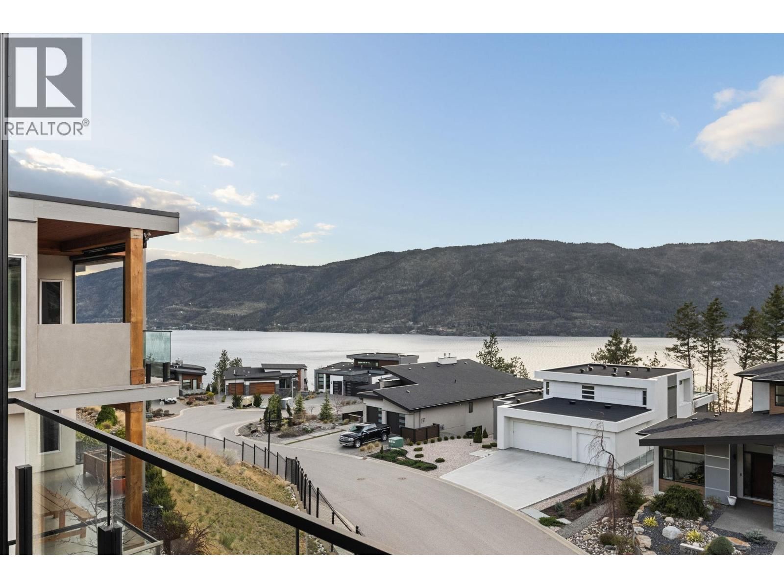 9776 CENTRESTONE CRESCENT Image 39