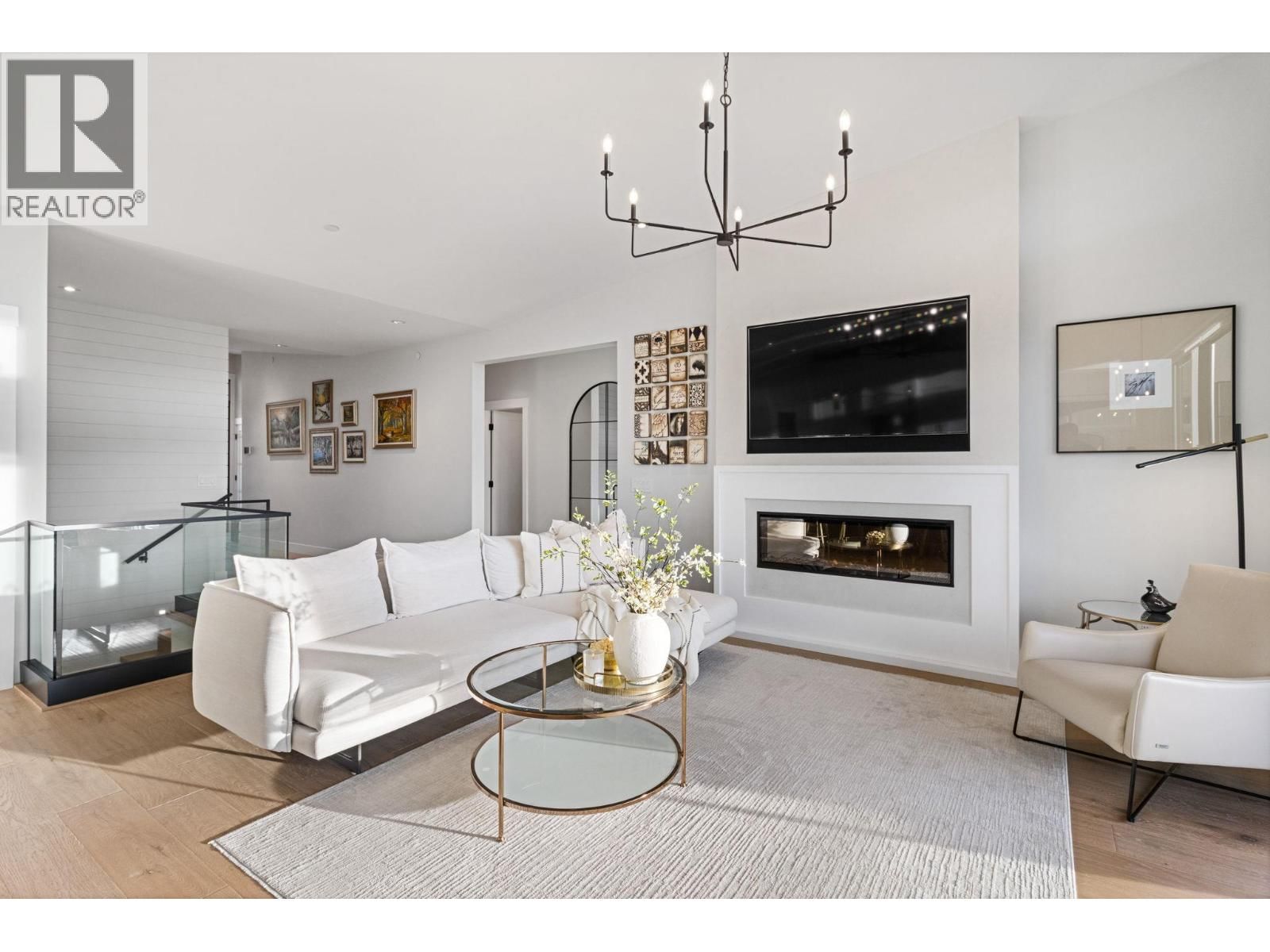 9776 CENTRESTONE CRESCENT Image 4