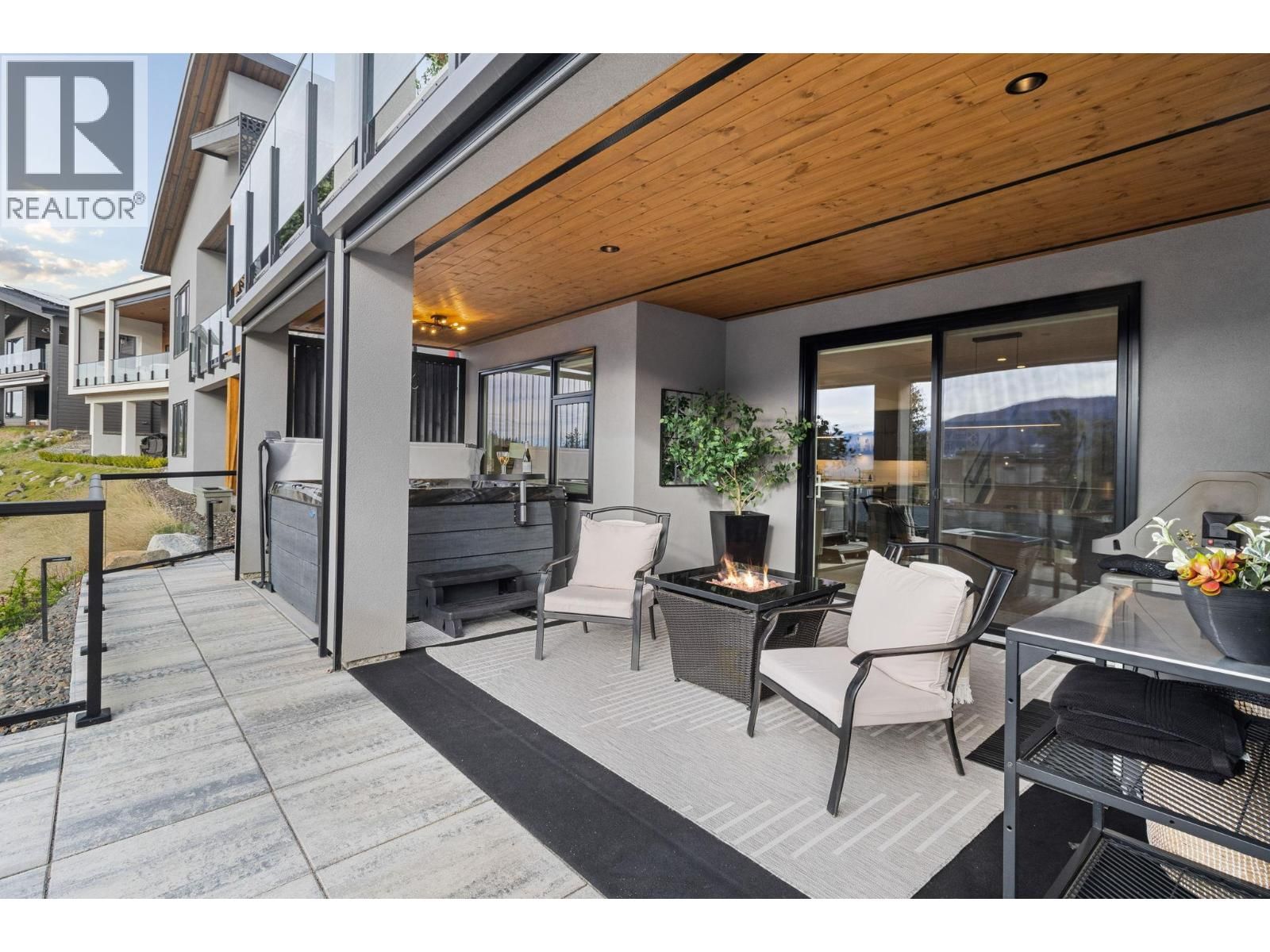 9776 CENTRESTONE CRESCENT Image 41