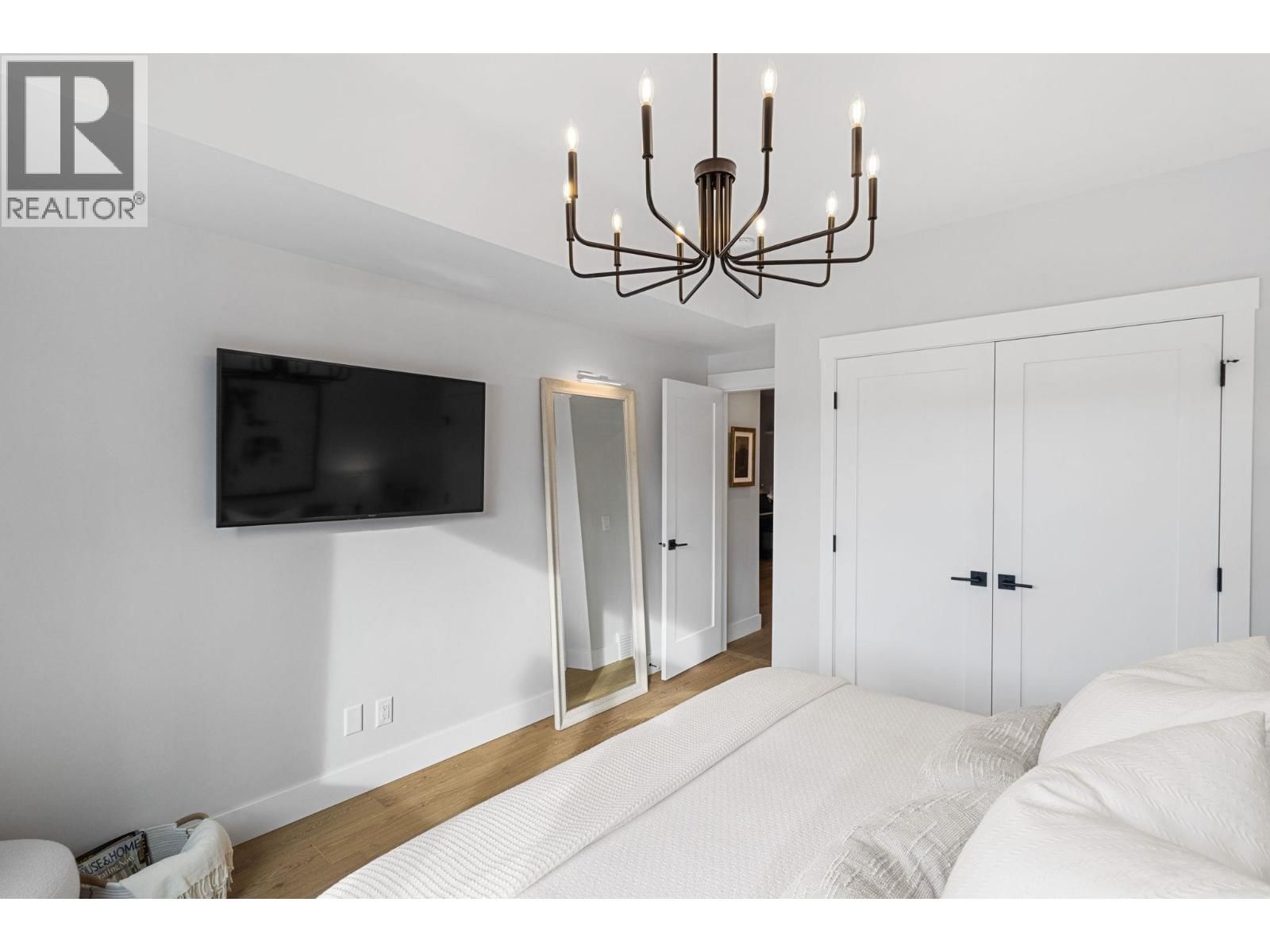 9776 CENTRESTONE CRESCENT Image 49