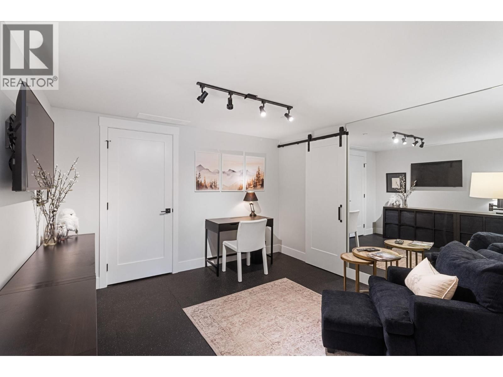 9776 CENTRESTONE CRESCENT Image 53