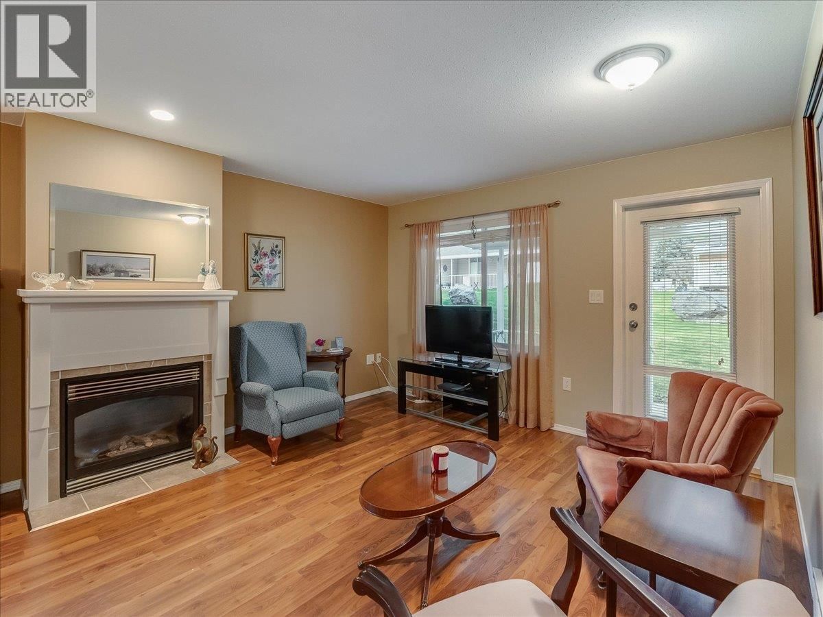 7136 WRIGHT WAY Image 11