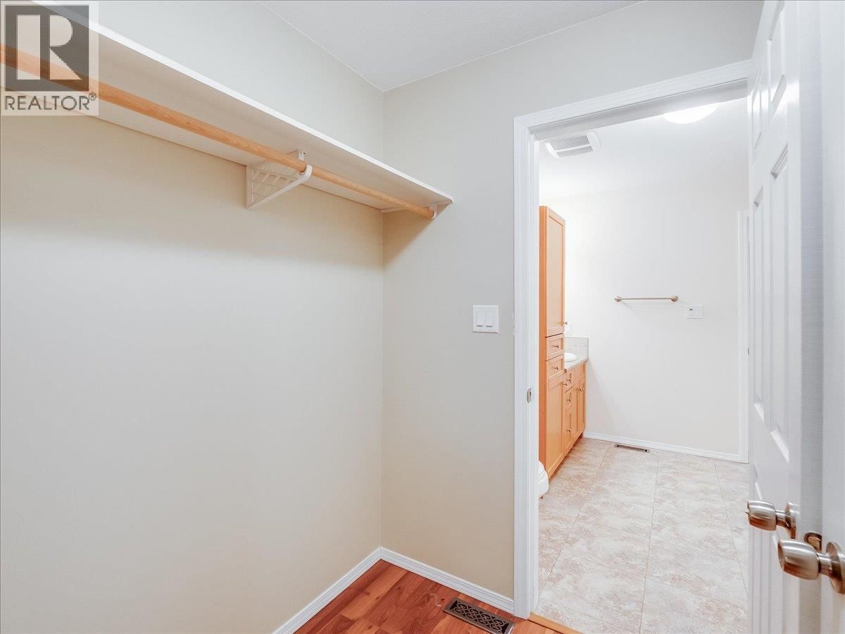 7136 WRIGHT WAY Image 19