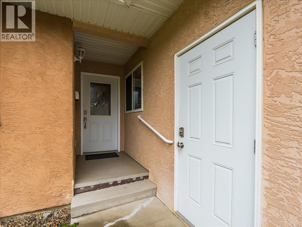 7136 WRIGHT WAY Image 41