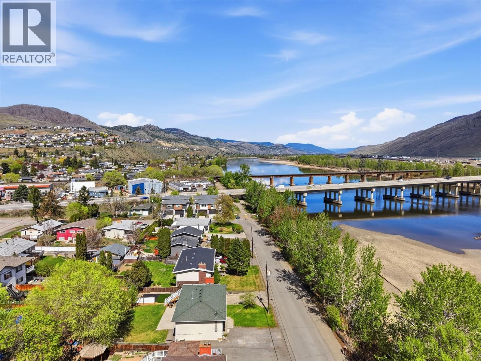 1363 SCHUBERT DRIVE Image 2