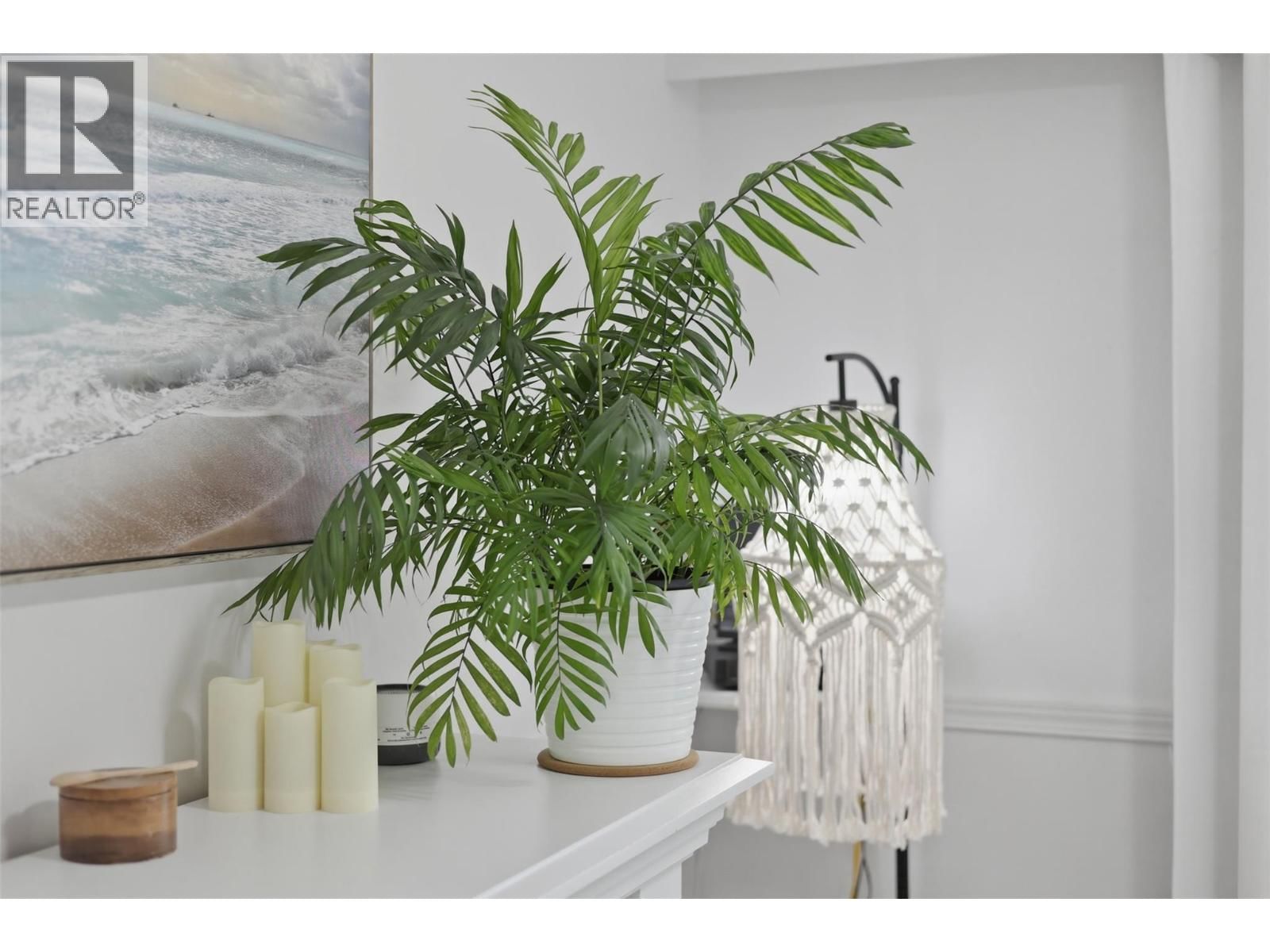 1363 SCHUBERT DRIVE Image 23