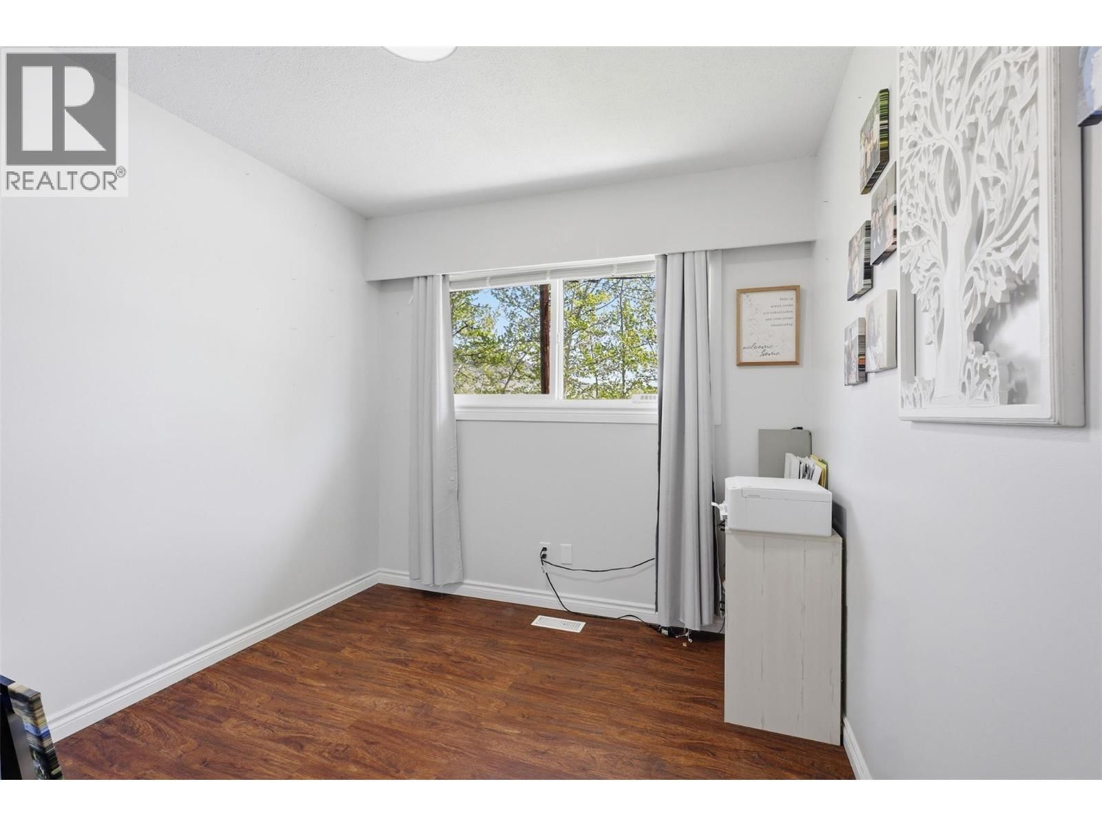 1363 SCHUBERT DRIVE Image 26