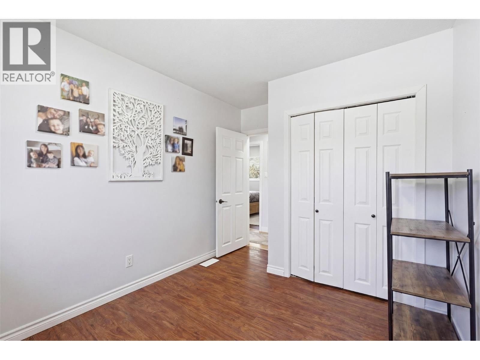 1363 SCHUBERT DRIVE Image 27