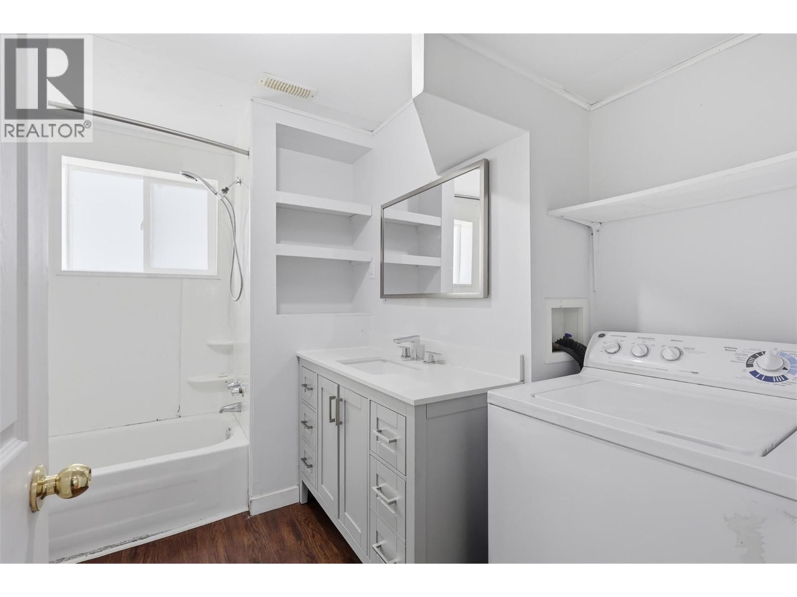 1363 SCHUBERT DRIVE Image 48