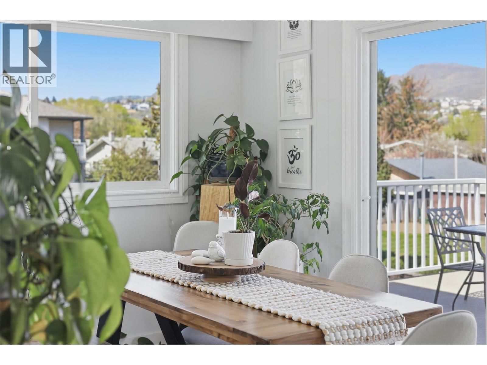 1363 SCHUBERT DRIVE Image 9