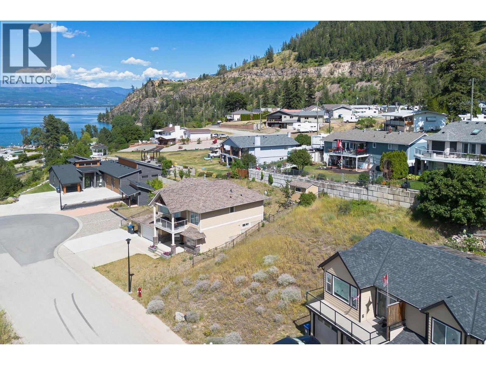 1249 MONTGOMERY PLACE Image 1