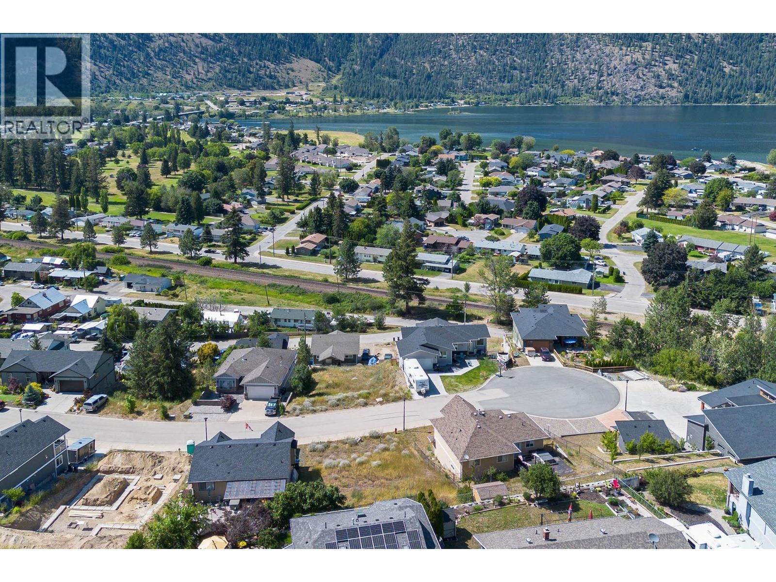 1249 MONTGOMERY PLACE Image 6