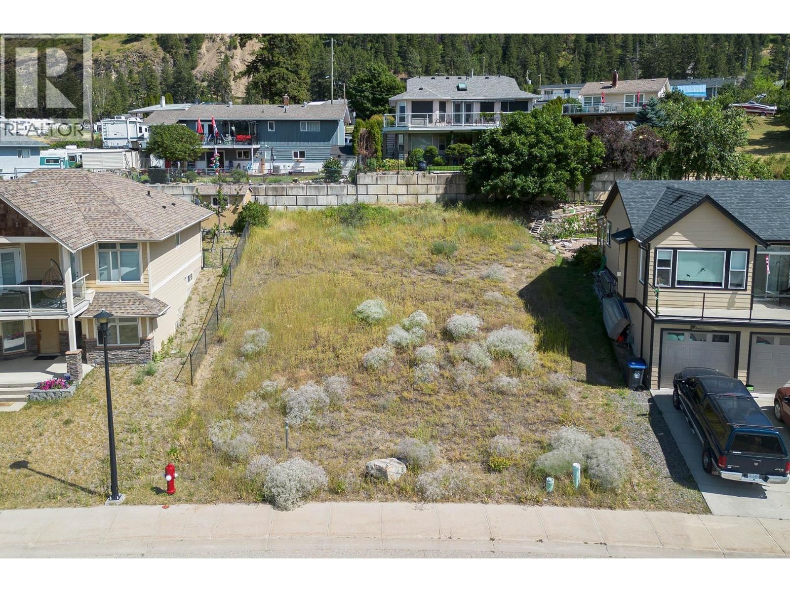 1249 MONTGOMERY PLACE Image 9